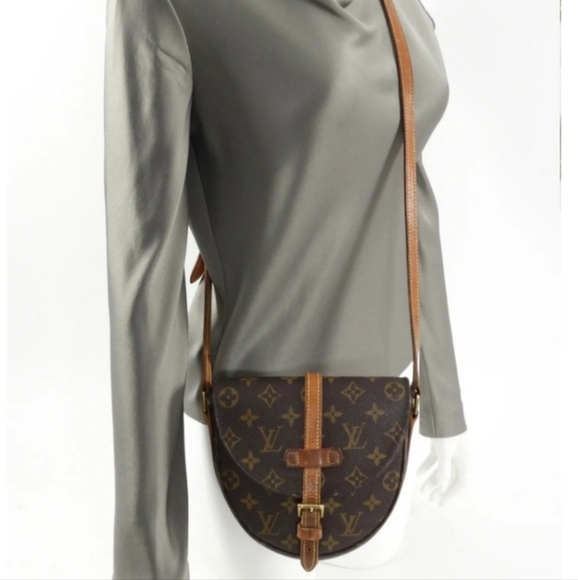 Authentuc Louis Vuitton Chantilly PM Brown Tan Small Crossbody Bag - Picture 1 of 8